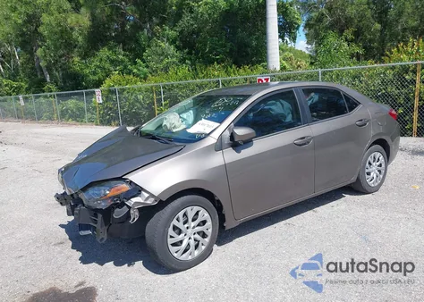 2019 Toyota Corolla Le z USA, uszkodzony, nr VIN 5YFBURHE2KP949205